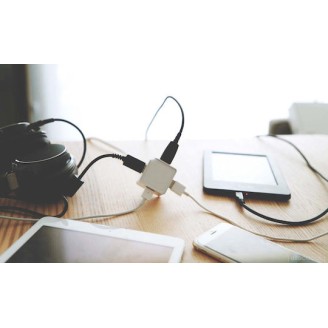 Allocacoc Βάση Φόρτισης με 2 Θύρες USB-A και 2 Θύρες USB-C σε Μαύρο χρώμα (PowerCube Extended)