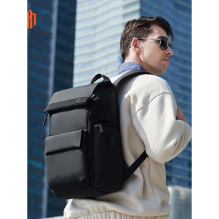 ARCTIC HUNTER B00562 Τσάντα Πλάτης με Θήκη Laptop 15.6", 20L, USB, Μαύρη