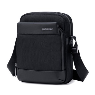 Arctic Hunter Τσάντα 'Ωμου K00679 3.4L Μαύρη