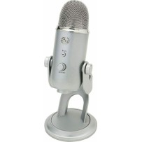 Blue Yeti USB Microphone 988-000238 Silver