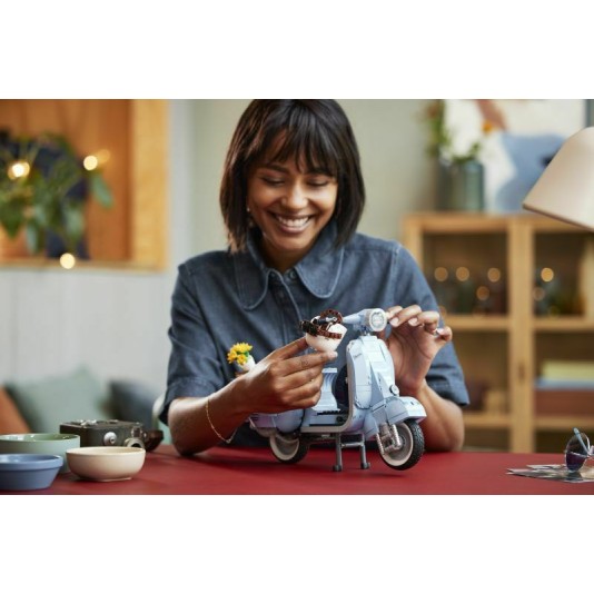 Lego Icons Vespa 125 for 18+ Years 10298