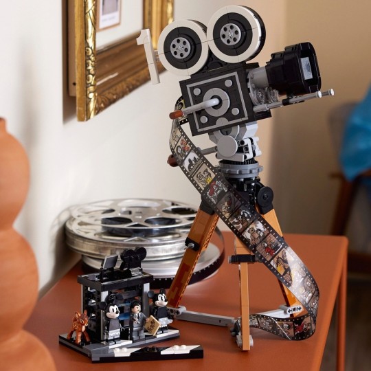 Lego Disney Walt Disney Tribute Camera 811pcs 43230