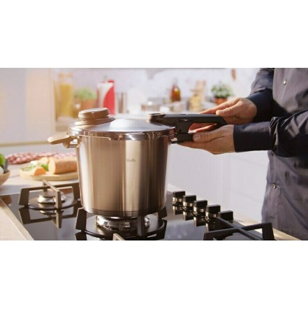 Fissler Vitavit Premium Pressure Cooker 8lt 622-812-08-070/0