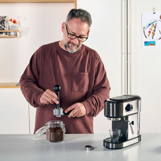 Black & Decker Automatic Espresso Machine 1350W Black ES9200090B