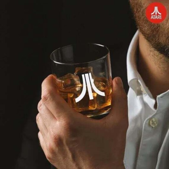 ThumbsUp! Official Atari 3D Decanter Set